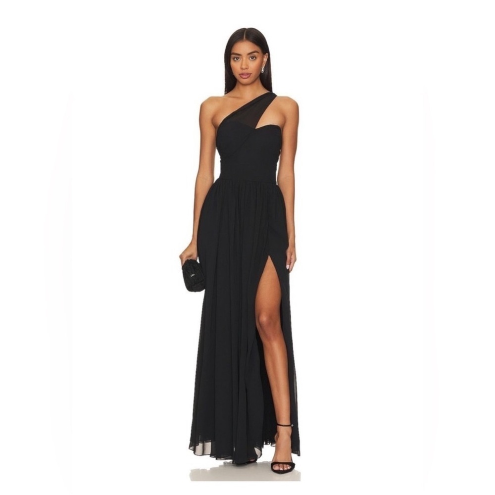 Yaura Imade Gown in Black Black One-Shoulder Asymmetrical Slit Dress